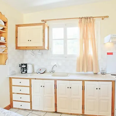 Appartement Avgi Ena *